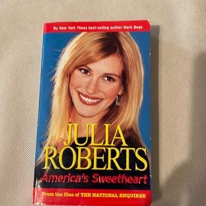 📚2/$14; 3/$16; 4/$18; 5/$20 ADD $2 for any additional books! ENJOY📚📚📚